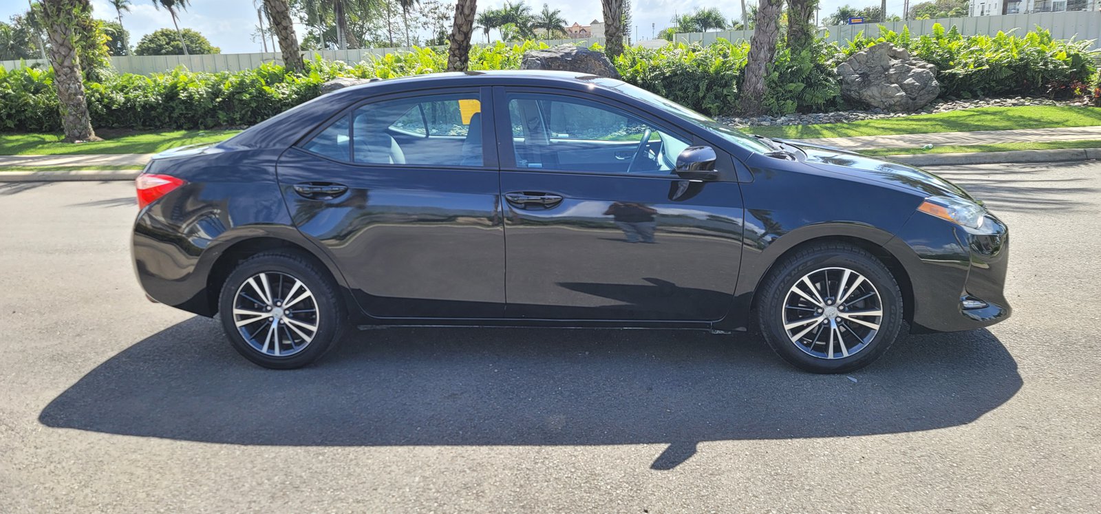 Toyota Corolla LE 2017